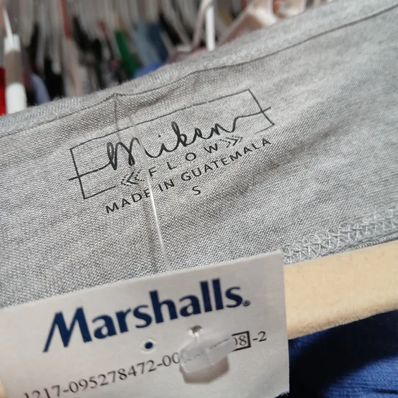 🫶 5 For $30 Fifth Sun Gray Graphic Tank Top - Picture 3 of 4